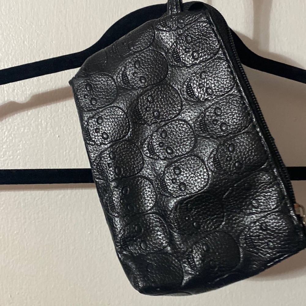 Makeup bag